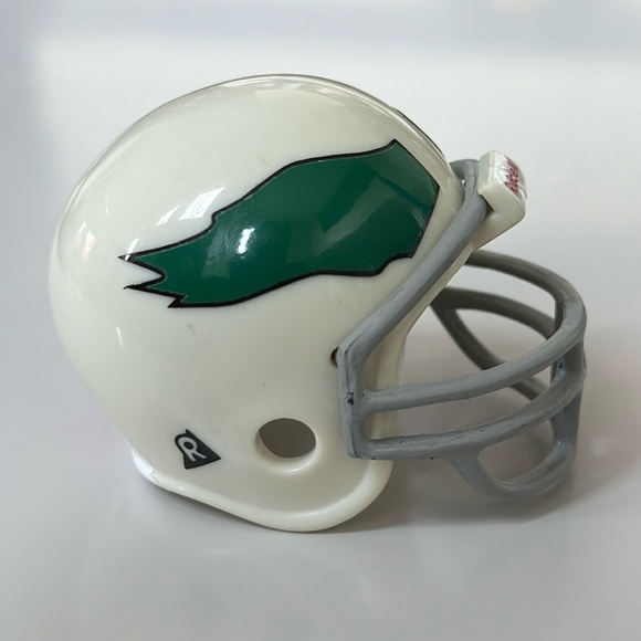 Philadelphia Eagles NFL Vintage Pocket Pro Mini Riddell Football Helmet - Picture 1 of 6